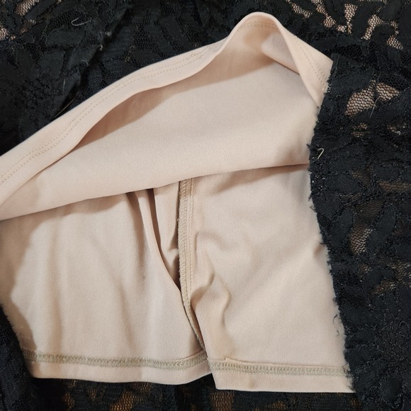 X by Escape Black Lace Overlay Maxi Dress Gown Ruched Waist‎ Sz 8 Zip Sleeveless - Picture 12 of 15